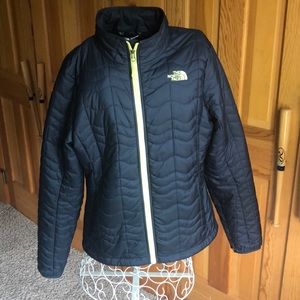 Women’s North Face Jacket